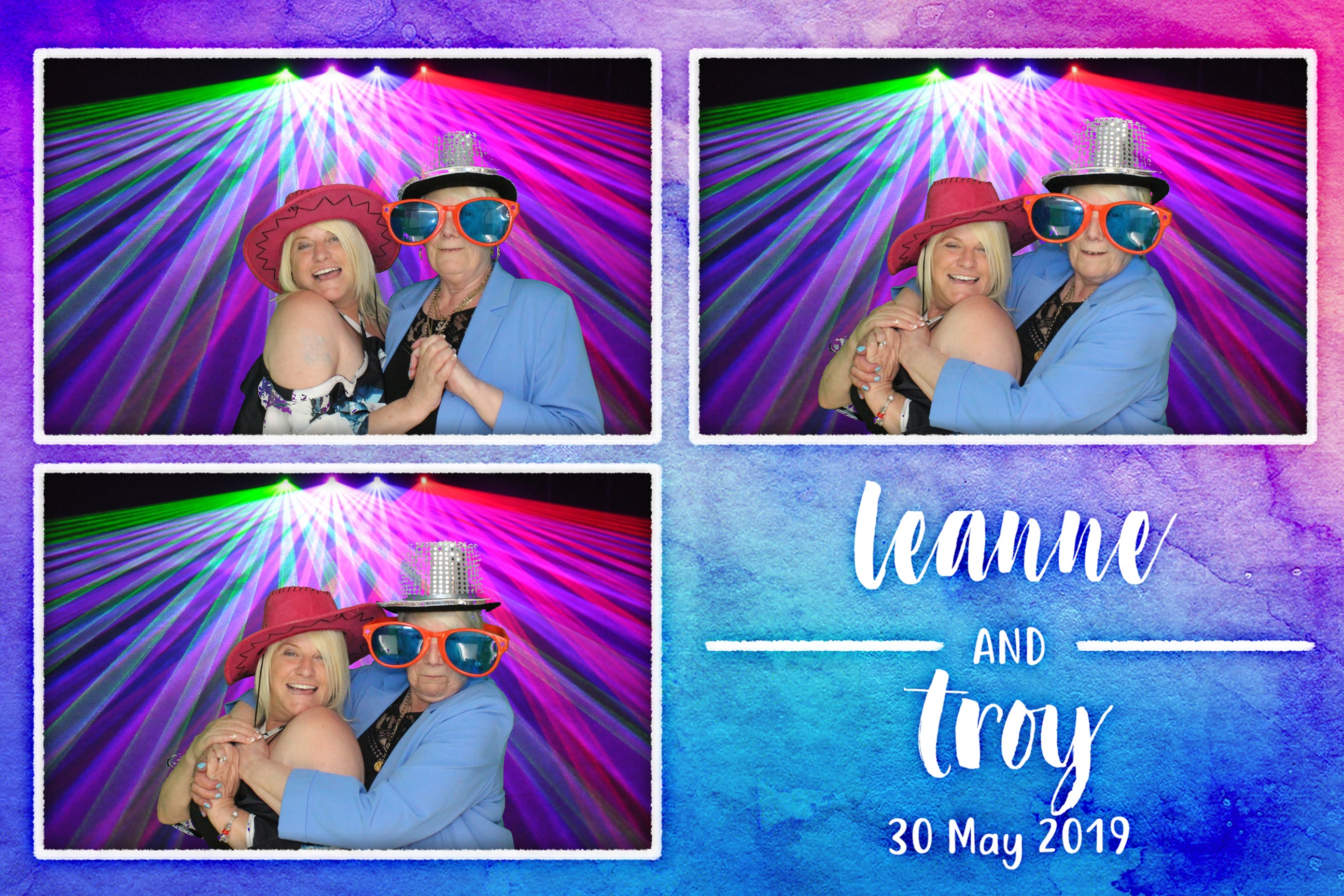 Leanne & Troy's Wedding  | View more photos from the event at images.mobile-photo-booth.com/u/MobilePhotoBoothUK/Leanne-Troys-Wedding